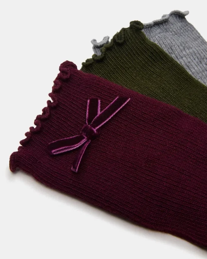 3 Pack Folly Velvet Bow Rib Crew Socks Cherry 3 Pack Folly Velvet Bow Rib Crew Socks Cherry