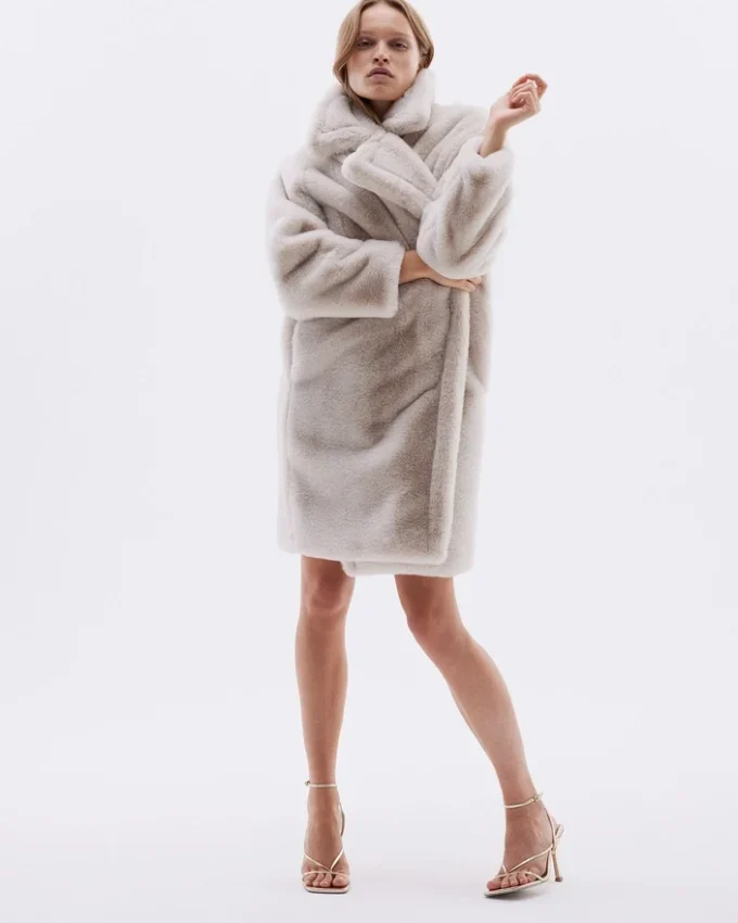 Annie White Annie White