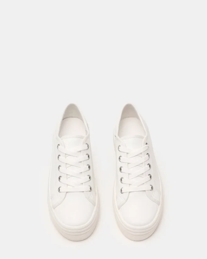 Bobbi White Bobbi White