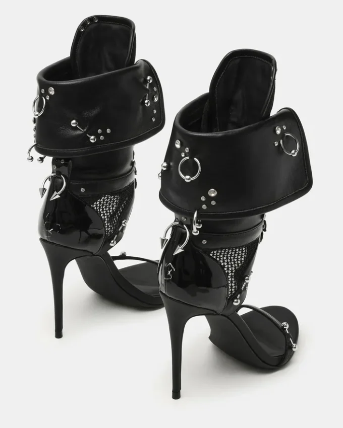 Casella Piercing Black Casella Piercing Black