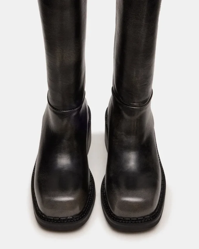 Davos Black Distressed