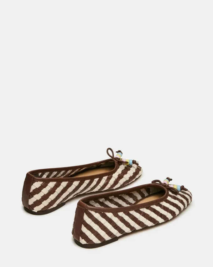 Divy White/Brown Leather Divy White/Brown Leather