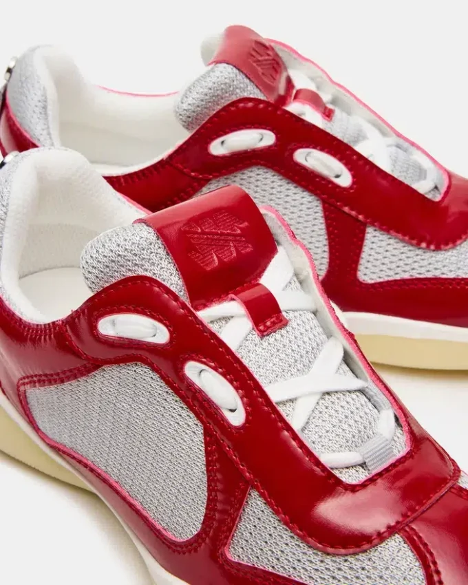 Dustin Red Dustin Red