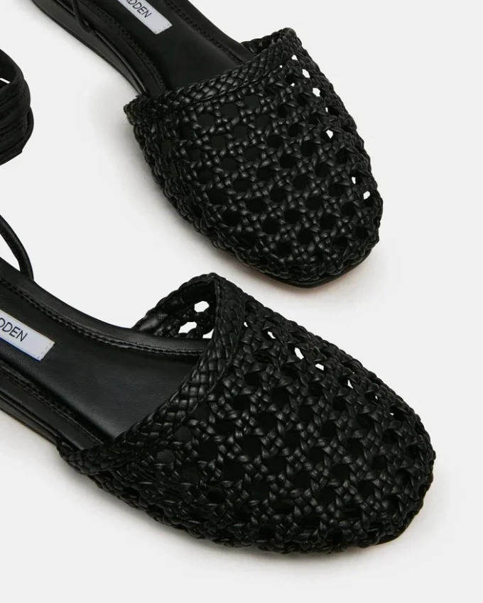 Flutter Black Leather Flutter Black Leather