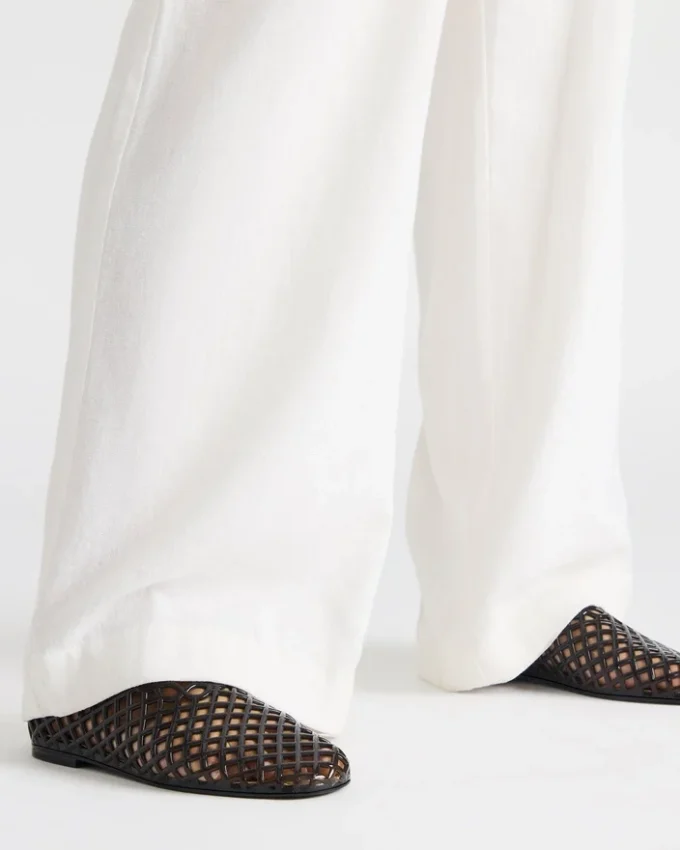 Grove Black Grove Black