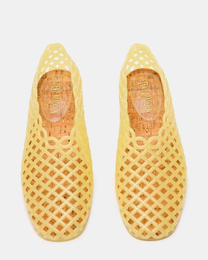 Grove Butter Yellow Grove Butter Yellow