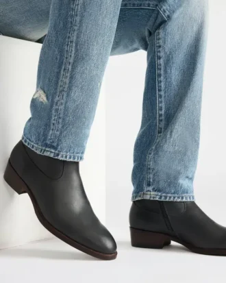 Hendrik Black Leather