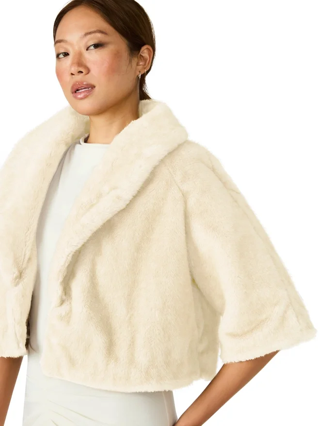 Hestia Coat Cream Hestia Coat Cream