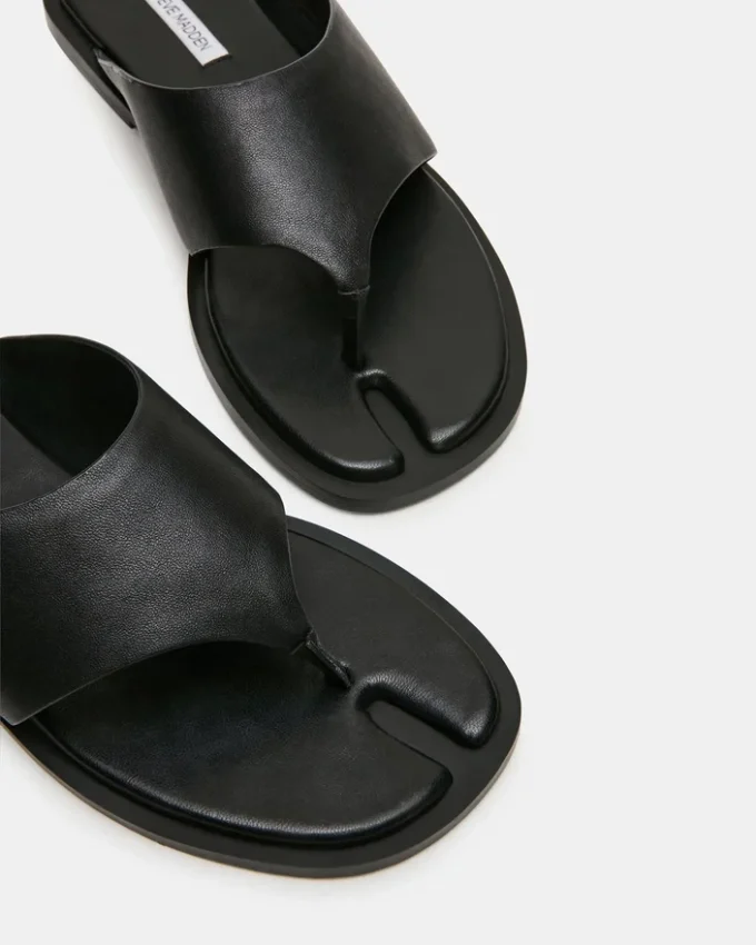 Illia Black Leather Illia Black Leather