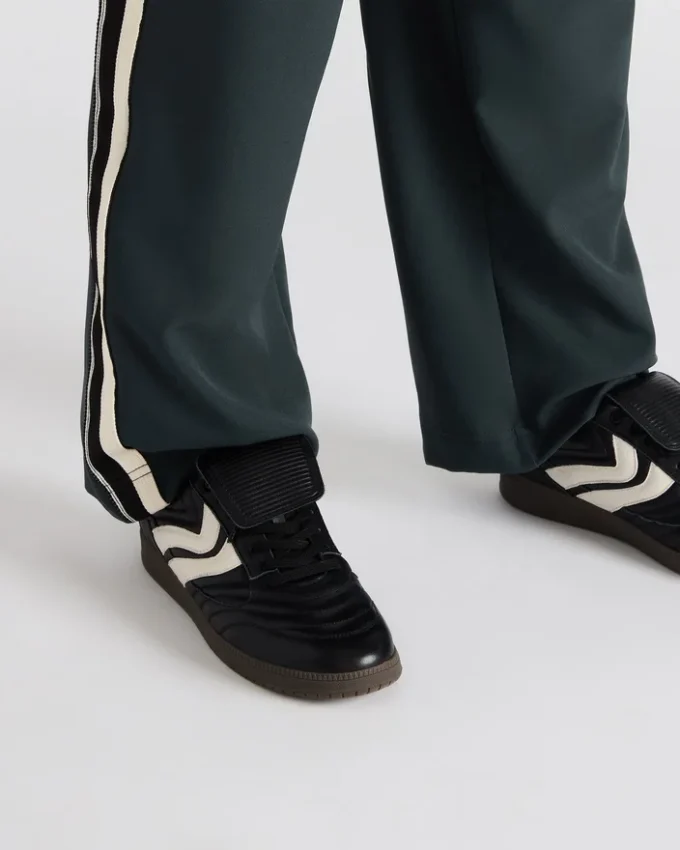 Janos Black Leather Janos Black Leather