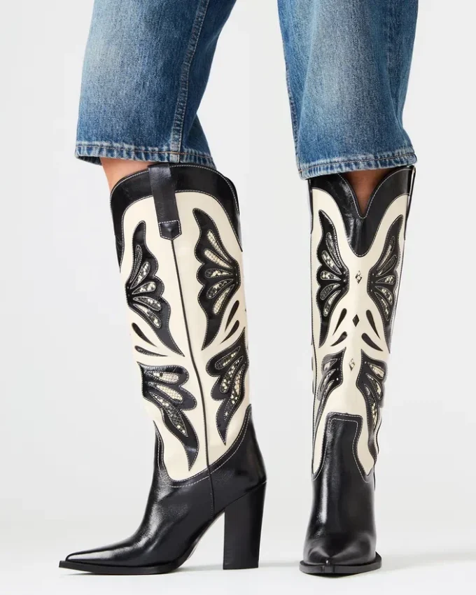 Kaz Black/White Kaz Black/White