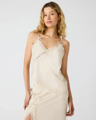 Lakely Top Ivory Lakely Top Ivory