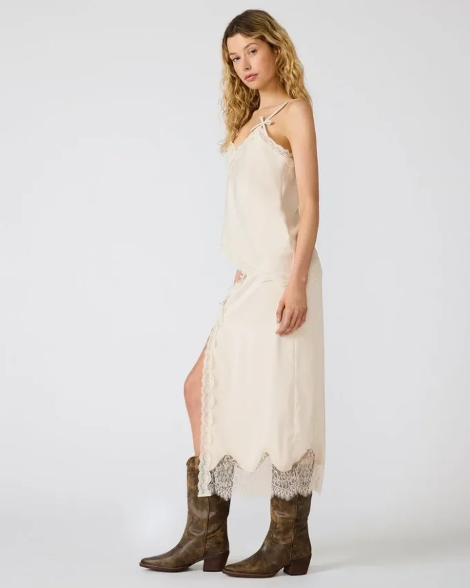 Lakely Top Ivory Lakely Top Ivory