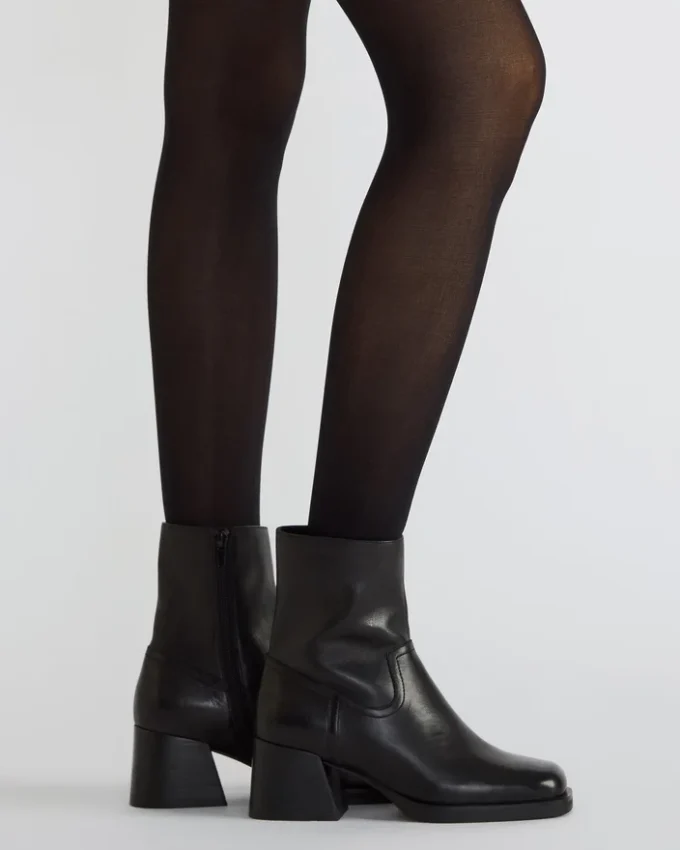 Latches Black Leather Latches Black Leather