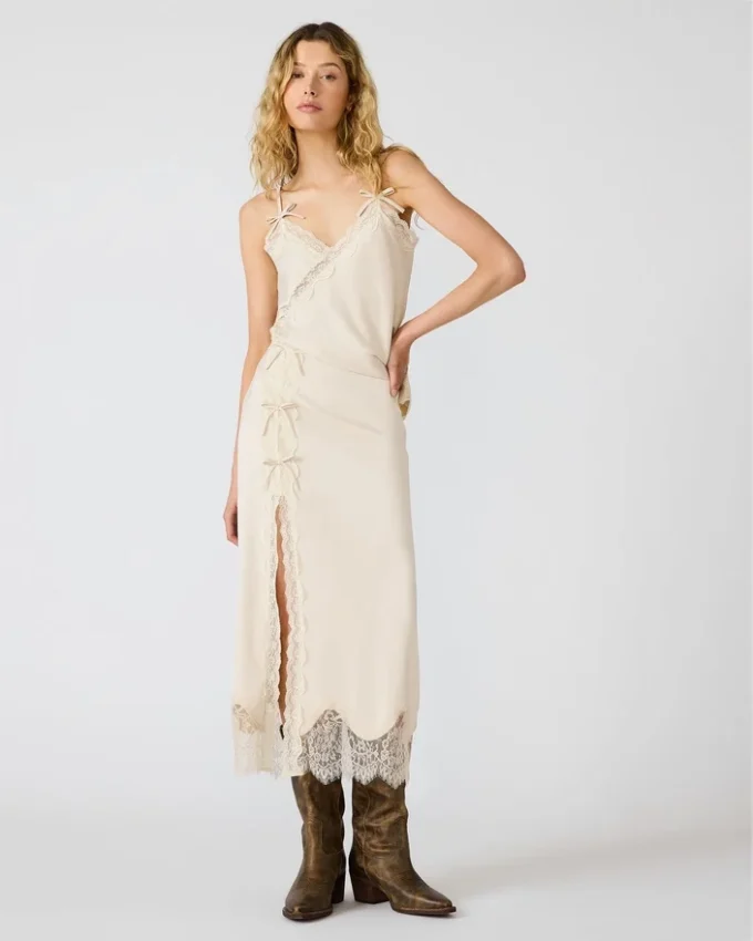 Lissandra Skirt Ivory Lissandra Skirt Ivory