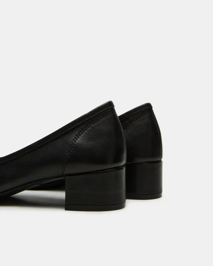 Mollie Black Leather Mollie Black Leather