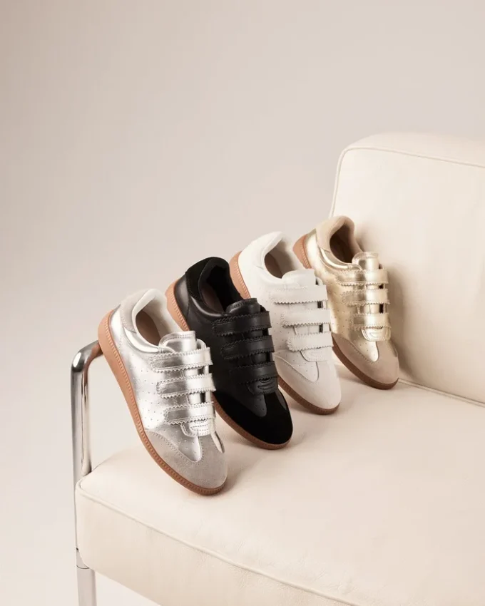 Momentum White Momentum White