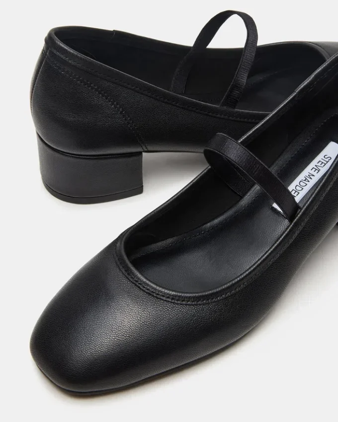 Mural Black Leather Mural Black Leather