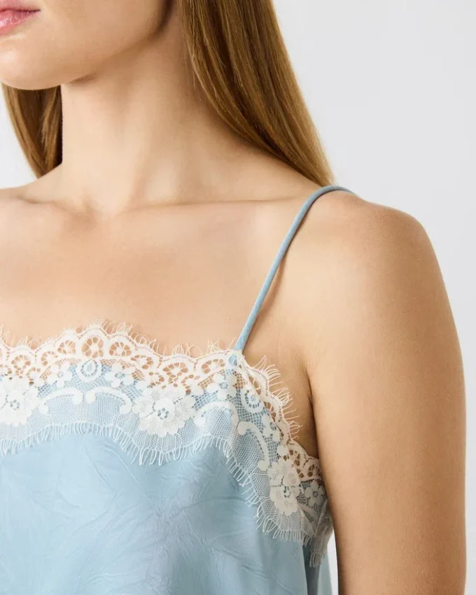 Roan Top Dusty Blue Roan Top Dusty Blue