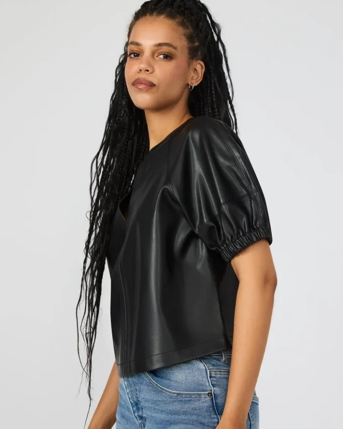 Roxanne Top Black Roxanne Top Black