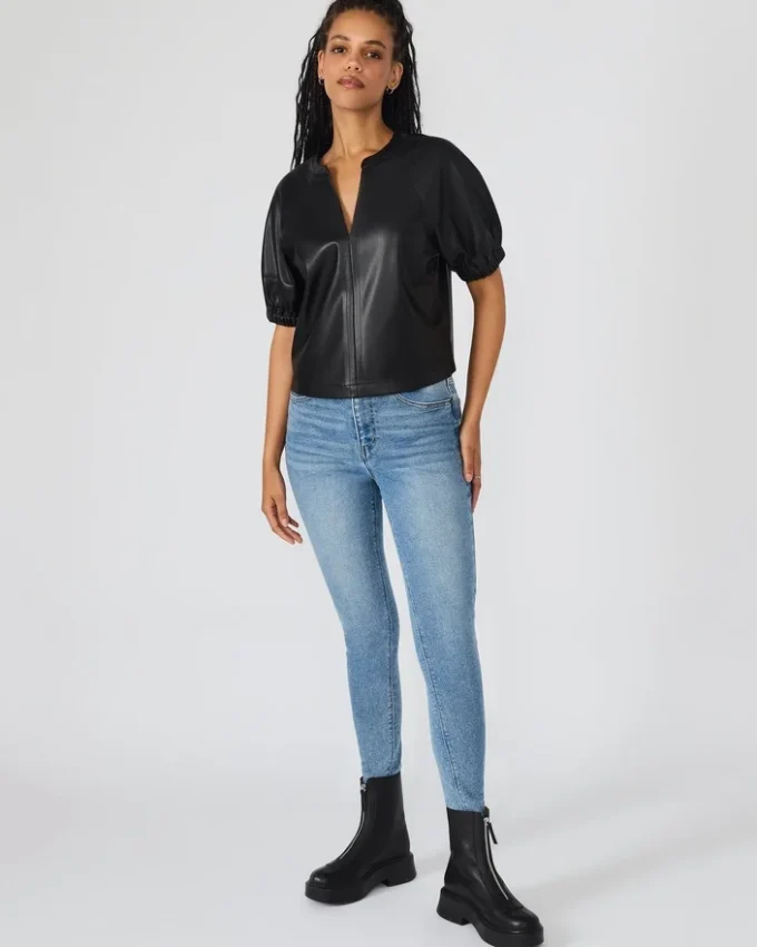 Roxanne Top Black Roxanne Top Black