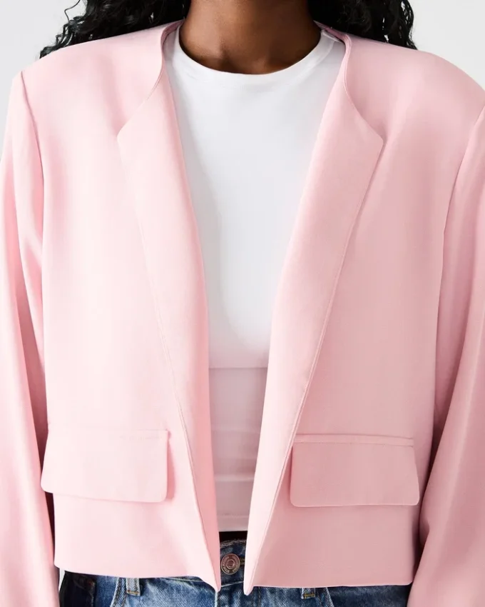 Serenea Blazer Powder Puff Serenea Blazer Powder Puff