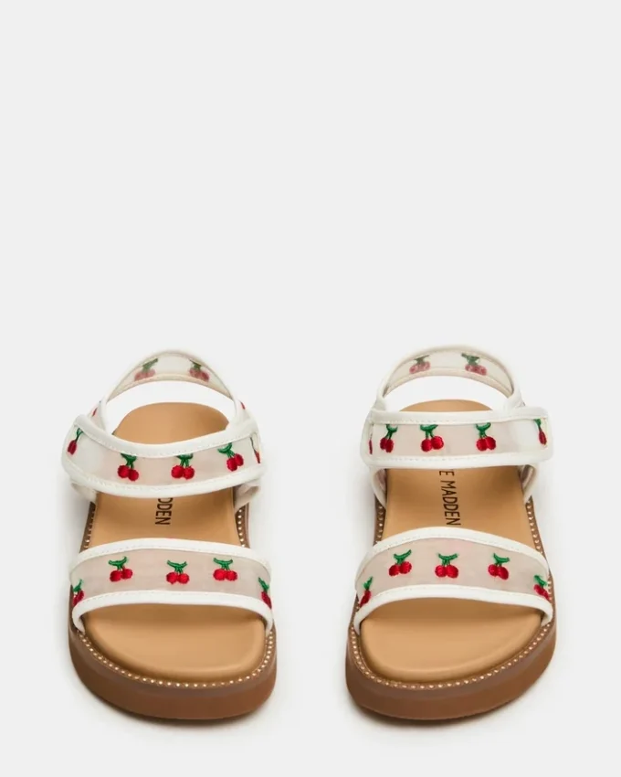 Toddlers’ Lyla White