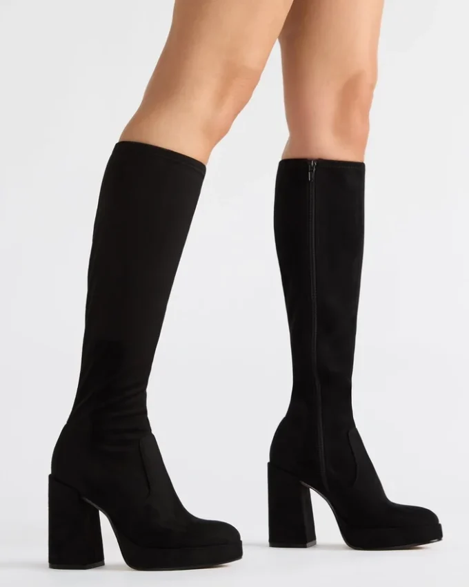 Twain Black Twain Black