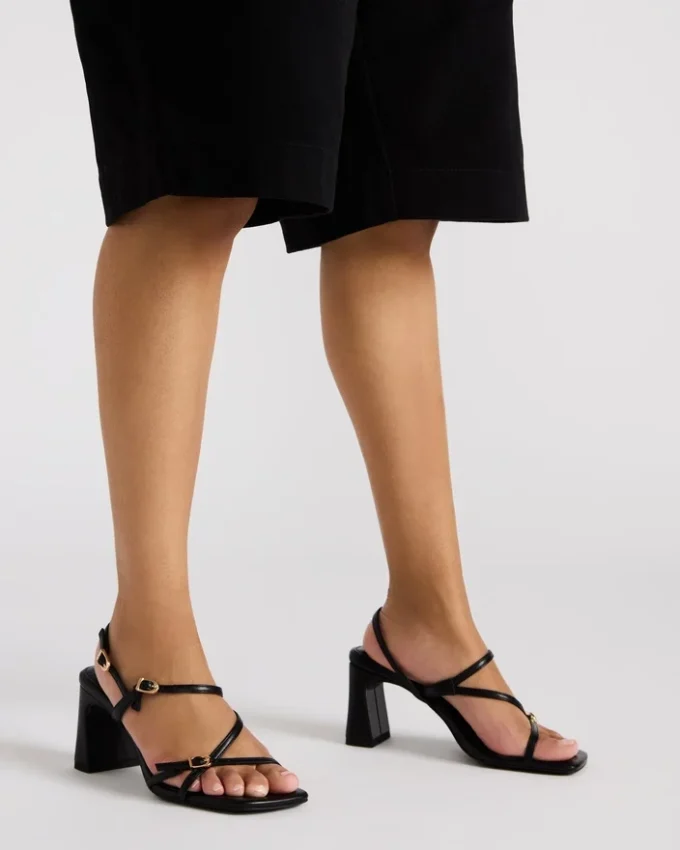 Vantage White Vantage White